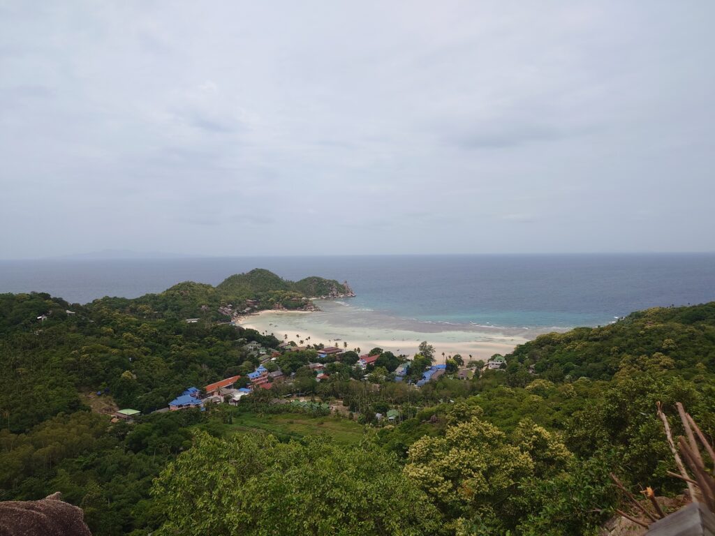 Looking out over Chalok baan kao bay, Koh Tao