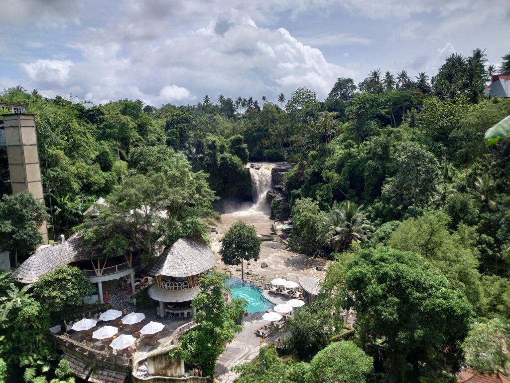 Omma Club at Tegenungan Waterfall