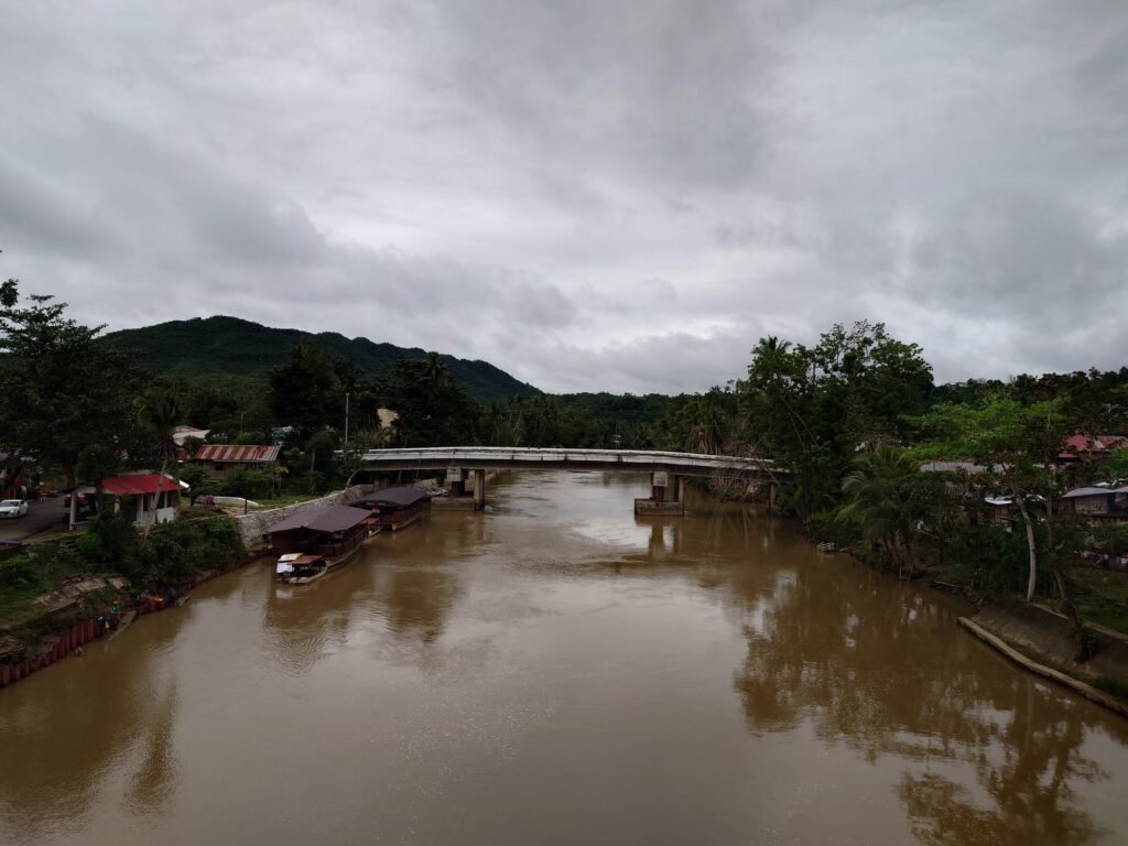 No floating restaurants on the flooded Loboc river